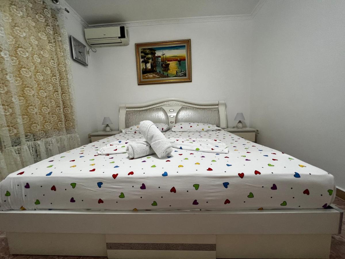 Boulevard Apartment 地拉那 外观 照片